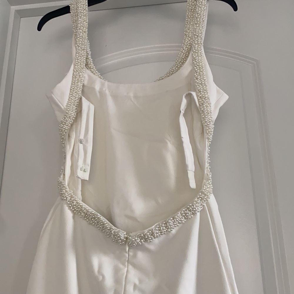 Likely Size 2 dress with pearls - Picture 4 of 7